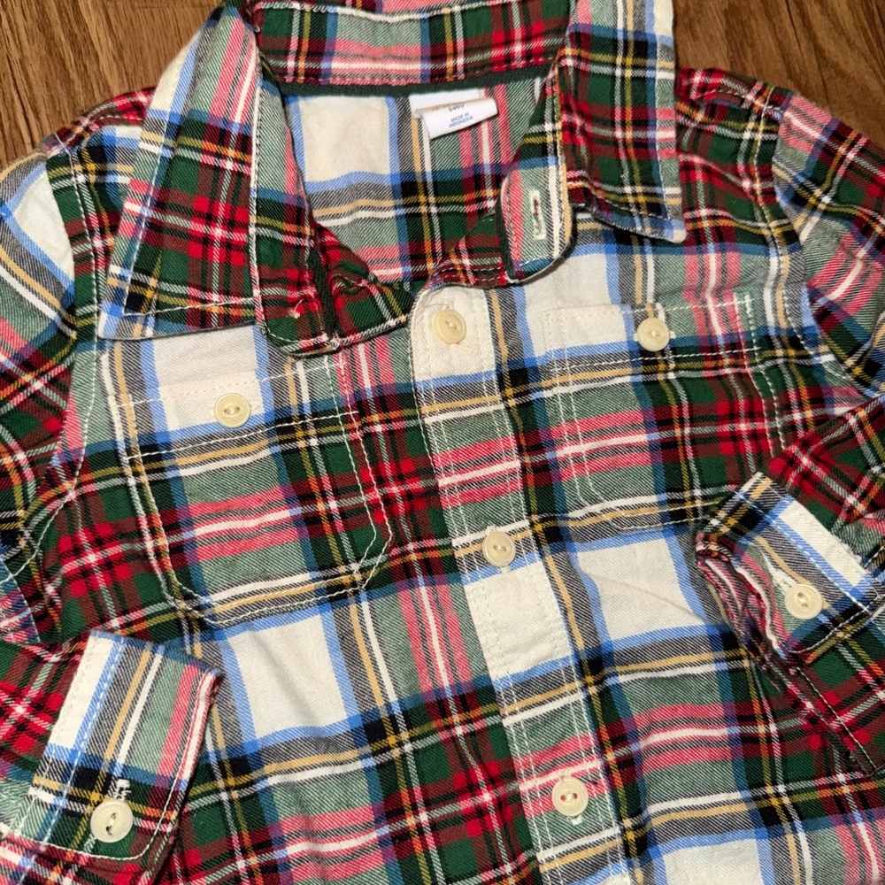 Baby Gap Plaid Button-Down Shirt - Red, Green 💚 - Picture 2 of 3
